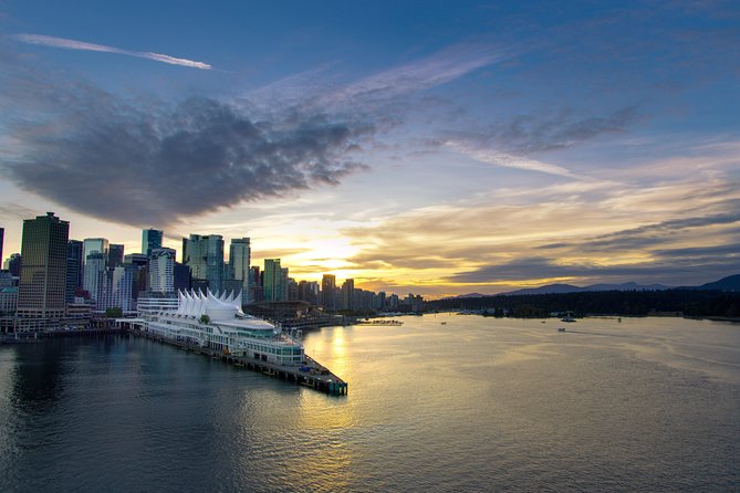 Vancouver Evening Tour: Stanley Park & English Bay Photostops - Starting at Canada Place: the easiest way to see Vancouver after dinner