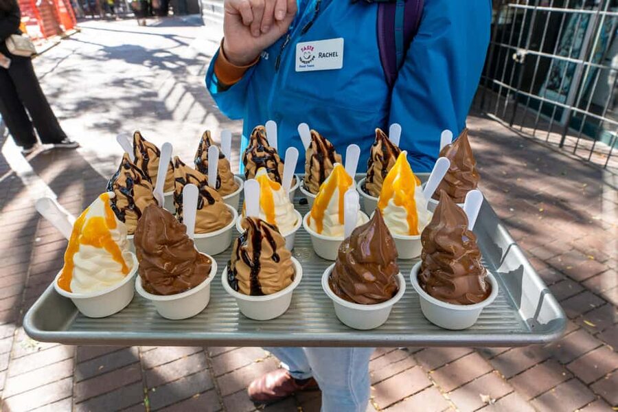 Vancouver: Gastown Historical Walking Food Tour - The main Gastown block: six tastings across eight restaurants