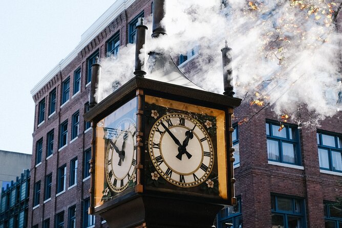 Vancouver Gastown Scavenger Hunt - Stop-by-stop in Gastown, from Gassy Jack to Waterfront Station