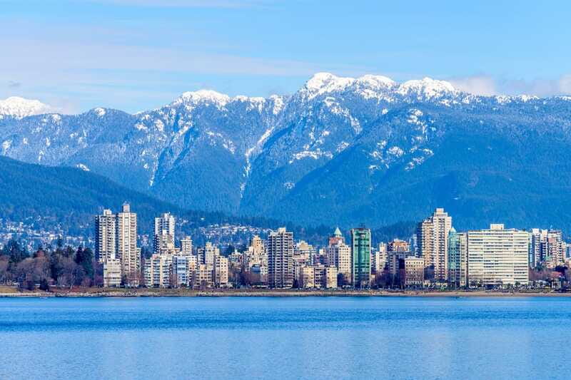 Vancouver Grouse Mountain Express With Gondola Ride - Guides that make the trip feel personal