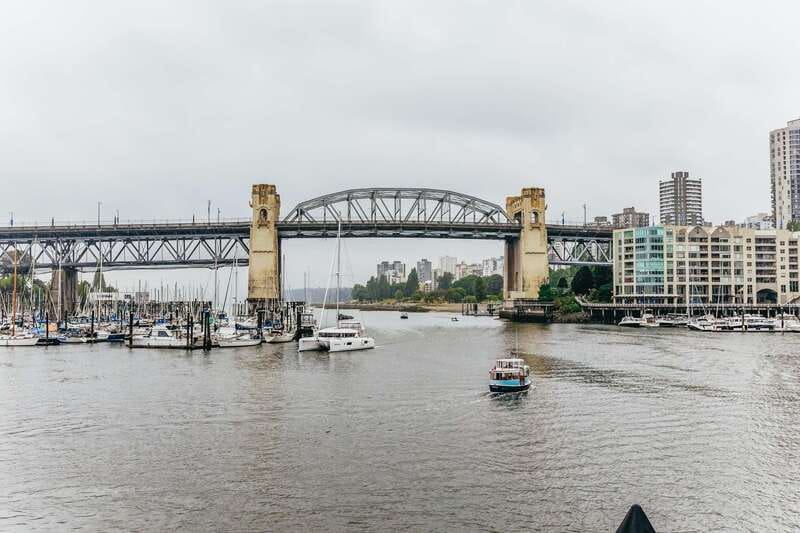 Vancouver Highlights: Capilano Bridge & Granville Island - Stanley Park’s short photo stop: enough time to feel the place