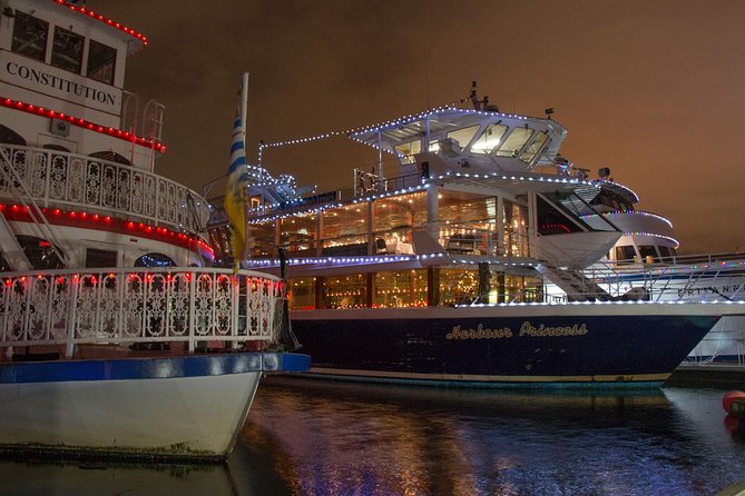Vancouver Holiday Festive Dinner Cruises - The Holiday Buffet: What You’re Eating and How to Work the Flow