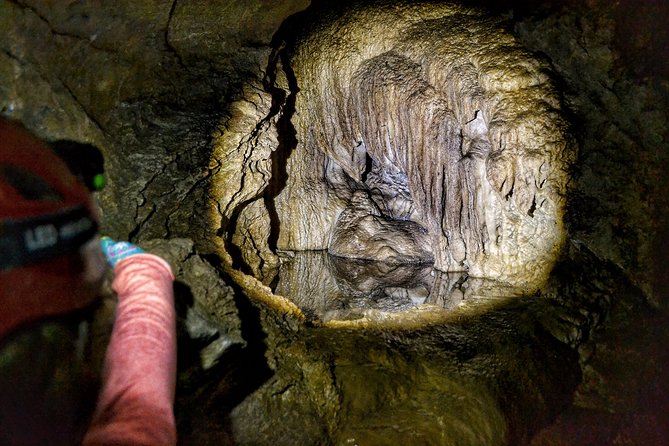 Vancouver Island Multi-Cave Experience - From Nanaimo to Horne Lake Caves, the hike sets the tone