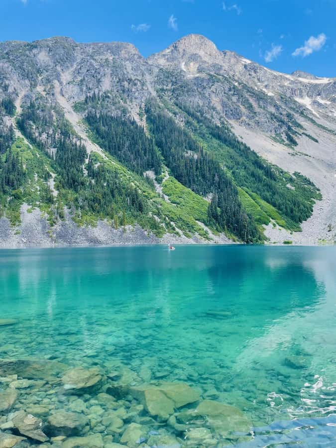 Vancouver: Joffre Lakes Park Hike and Whistler Day Trip - Joffre Lakes: What makes this hike special