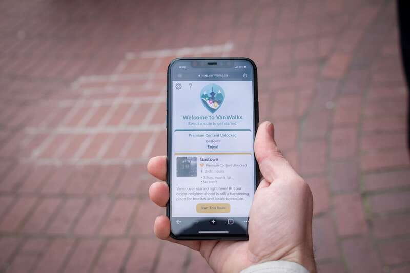 Vancouver: Self-Guided Smartphone Walking Tour of Gastown - Why This VanWalks Gastown Tour Works in the Real World