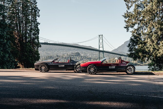 Vancouver Signature Highlights Open Air Roadster Tour - Stanley Park road time: from Coal Harbour to the Totem Poles area