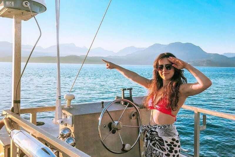 Vancouver: Sunset Boat Cruise with Complementary Bubbly - Price and Value: Is $80 for Two Hours Fair?