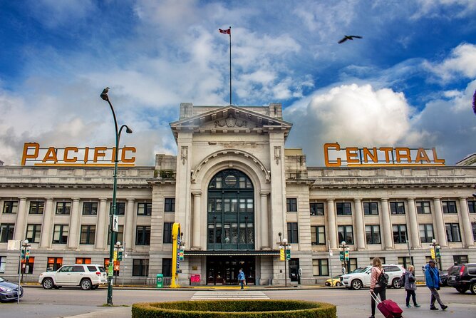 Vancouver to Victoria - Coach Bus Transfer - Swartz Bay to Victoria: The Final Ride Into Downtown