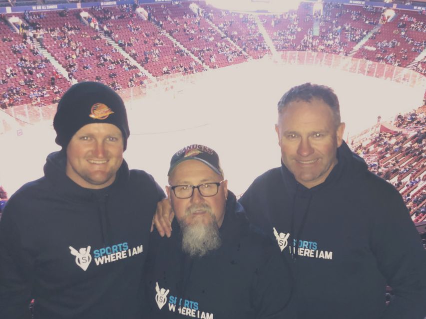 Vancouver: Vancouver Canucks Ice Hockey Game Ticket - Getting in: using your mobile ticket at Rogers Arena