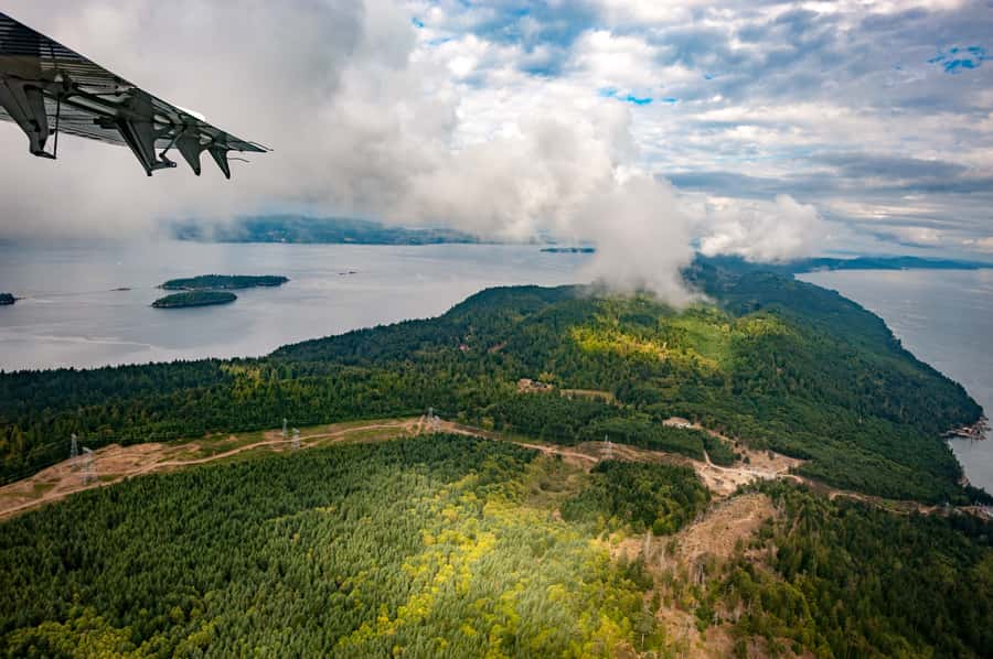 Vancouver: Victoria Seaplane Tour with Return Bus and Ferry - Price and value: what $297 is buying (and what it is not)