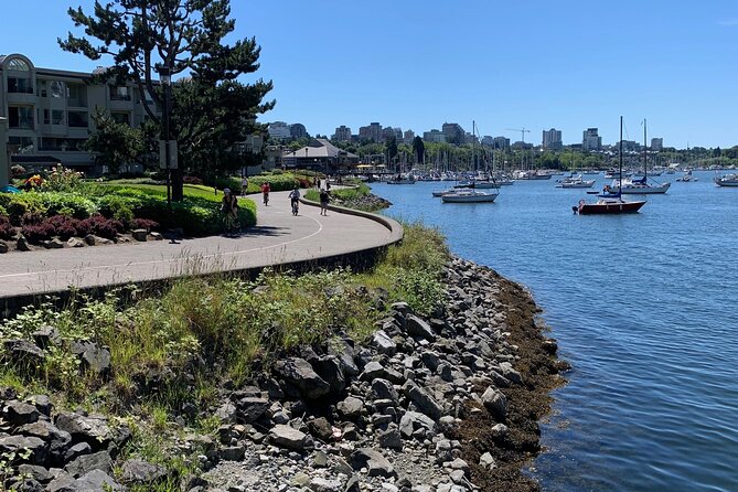 Vancouver Waterfront Guided Bike / Ebike Tour - What the guide experience feels like (and what to look for)