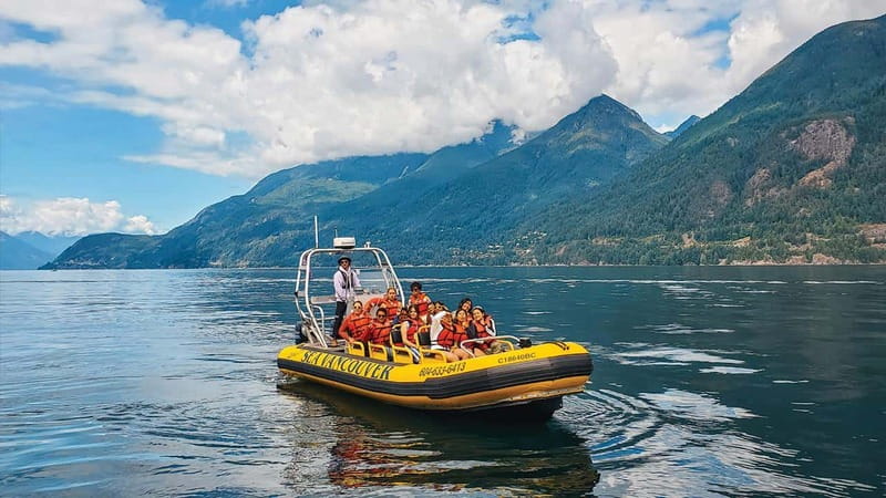 Vancouver: Waterfront Sightseeing Tour - City and Waterfall - Deep Cove and the North Shore vibe change