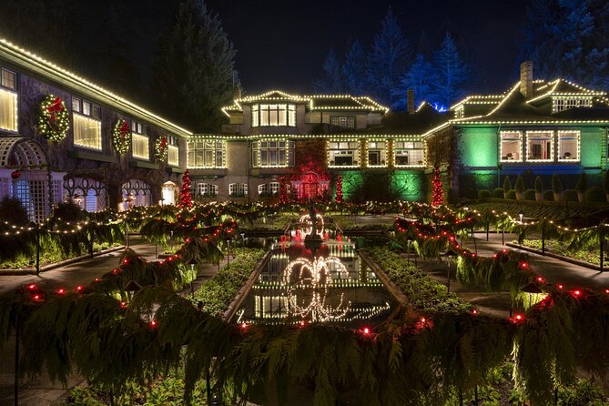 Victoria and Butchart Gardens Christmas Tour - Victoria by Christmas Lights: Government Street and the Inner Harbour Area