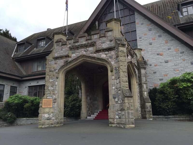 Victoria, BC: City Tour and Butchart Gardens Combo Tour - Tour Price and Value: Is $101 Worth It?