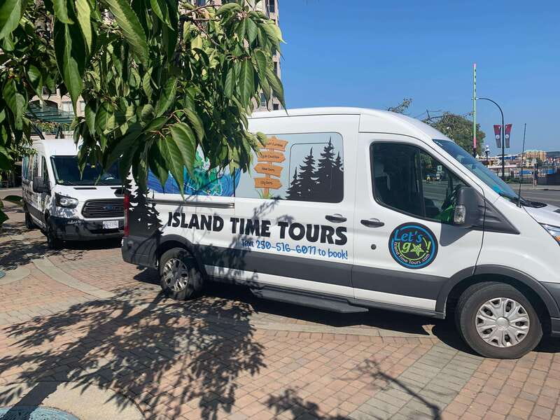 Victoria, BC: Food & Wine Tour to the Cowichan Valley - Farm-to-table lunch: the break that makes the wine make sense