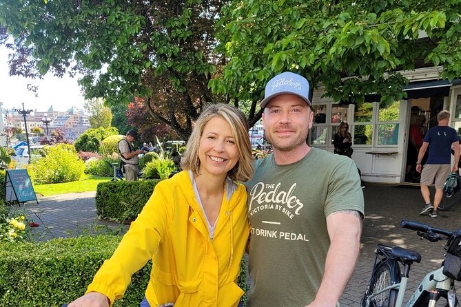 Victoria City Highlights Bike Tour for Cruise Guests - Government House and Rockland: Royal Connections and Garden-Volunteer Reality