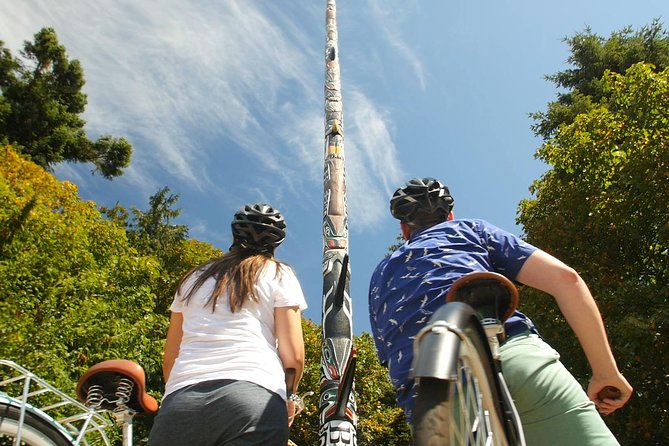 Victoria City Highlights Bike Tour for Cruise Guests - Beacon Hill Park Totem Pole: Big Height, Clear Context