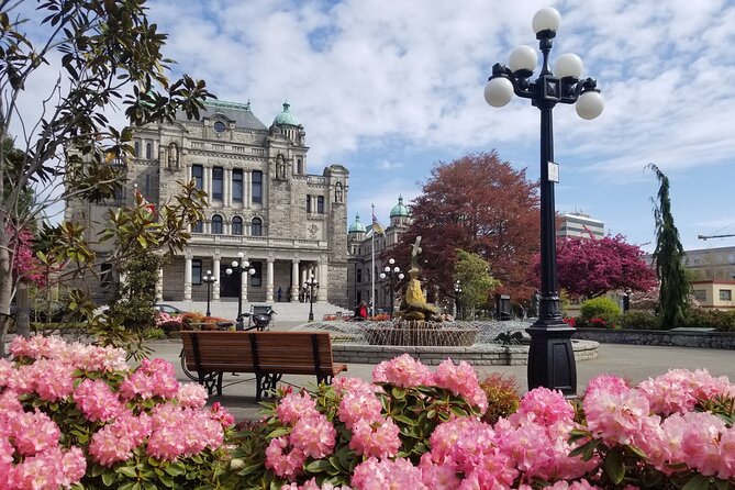 Victoria City Highlights Pedal or E-Bike Tour - Hoods & Legends - Craigdarroch Castle: coal baron legend and that grand-stone vibe