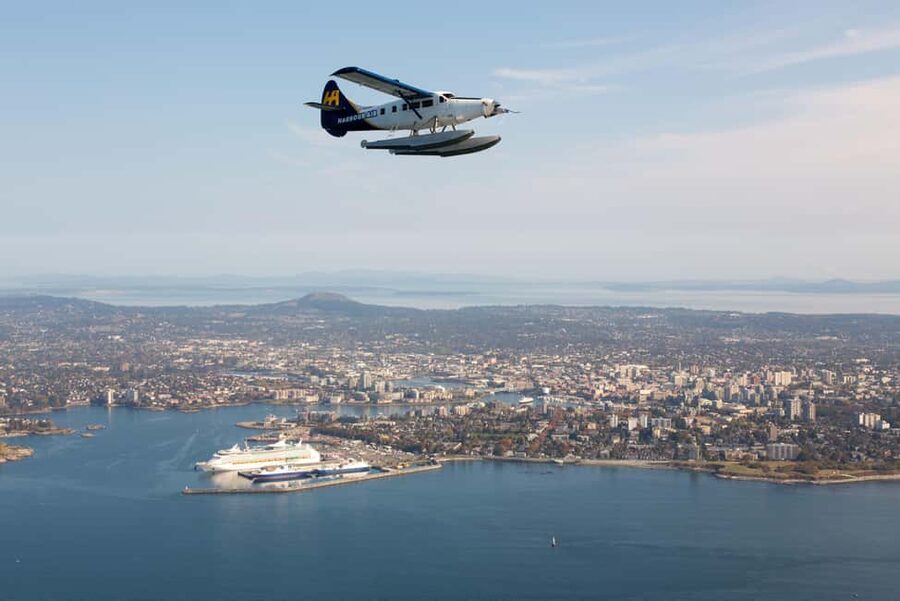 Victoria: Extended Scenic Panorama Seaplane Tour - Saanich Inlet and Finlayson Arm, fjord-like views you cannot road-trip