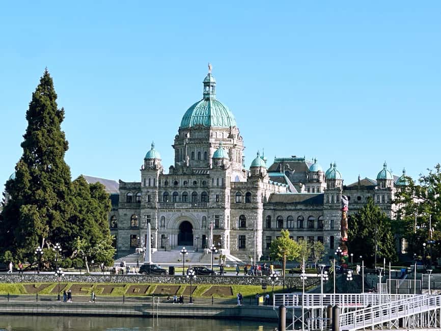 Victoria: Private City Highlights Express Tour - The Inner Harbour loop: Empress Hotel, Legislature views, and calm in the middle of activity