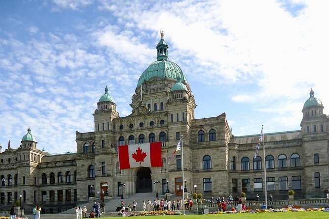 Victoria Private Tour Visiting City and Butchart Gardens - Price and Value: What $163.31 Gets You