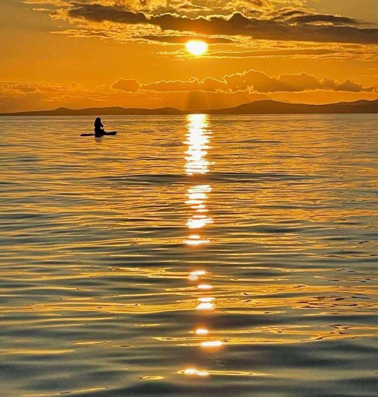 Victoria: Sunrise or Sunset SUP Tour - Entering the water world in Greater Victoria, starting at 2634 Esplanade