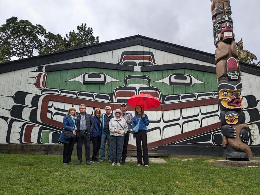 Victoria: Tips-Based City Highlights Walking Tour | 2.5-Hour - Chinatown and Fan Tan Alley: the narrow streets with real meaning