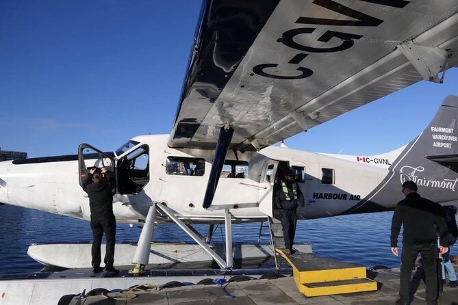 Victoria to Vancouver Scenic Seaplane Transfer: One Way - Why a Victoria to Vancouver seaplane beats the ferry