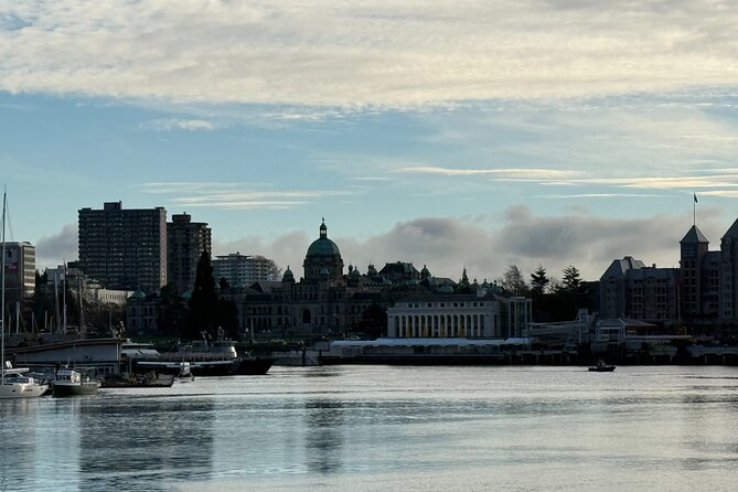 Victoria Vistas and Views Progressive Food Tour - Stop 1 at the Inner Harbour: Appetizer First, Cameras Ready