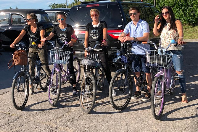 Vine and Dine Bicycle Wine Tour with Lunch - Why a bicycle wine tour beats the usual Niagara plan