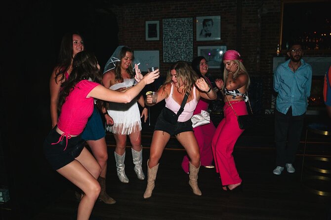 VIP Group Clubbing Experience with the West Coast Party Crawl - Who this VIP crawl fits best (and who might not love it)