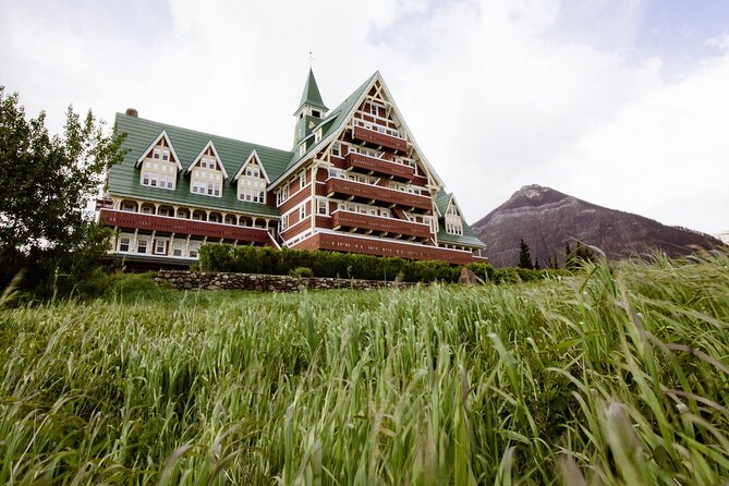 Waterton Lakes National Park Scenic Day Tour from Calgary - Guide Style, Language, and the Tips Question