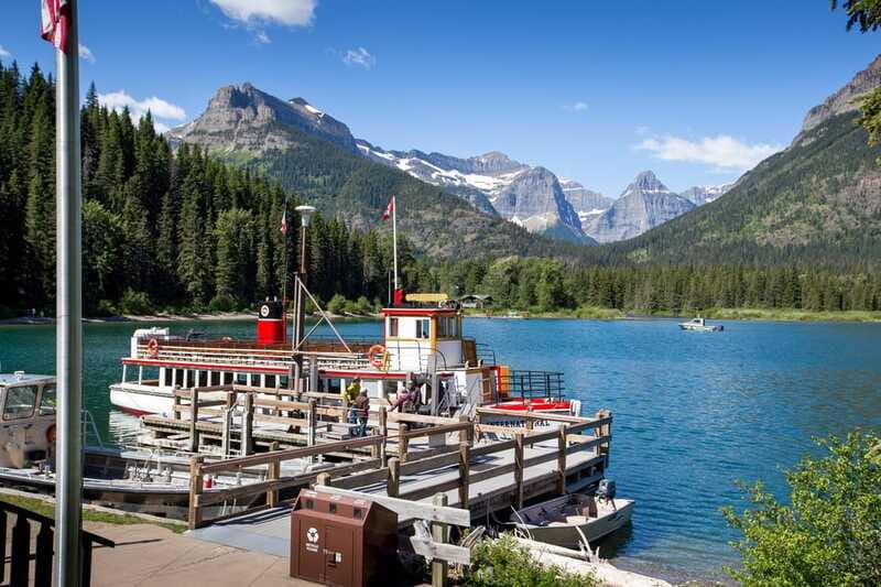 Waterton National Park: Lakes & Mountains Day Tour - Cameron Falls on the US and Canada Border Area: Quick Walk, Big Photo Payoff