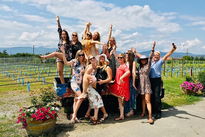 West Kelowna Gallery Of Grapes Wine Tour - Transportation comfort, plus group size that feels manageable