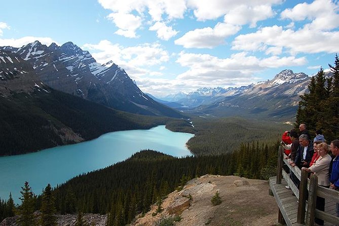 Western Trails - One Way Vancouver To Calgary Rockies Bus Tour - Coach comfort and timing: how the day-to-day actually works
