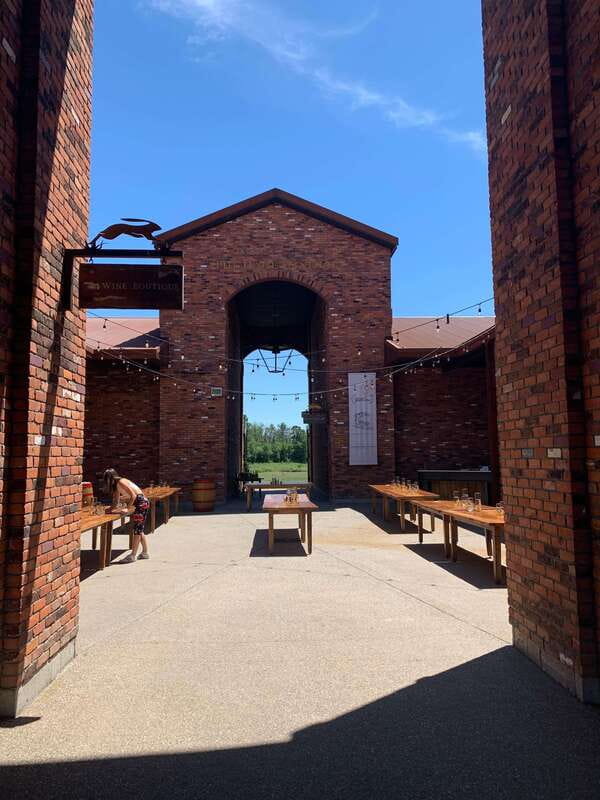 Wine & Cheese Afternoon Wine Tours in NOTL - Who This Tour Fits Best in Niagara