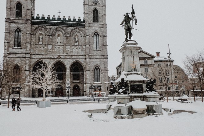 Winter Express: Old Montreal Highlights Walking Tour - Practical winter tips to make the tour feel easy