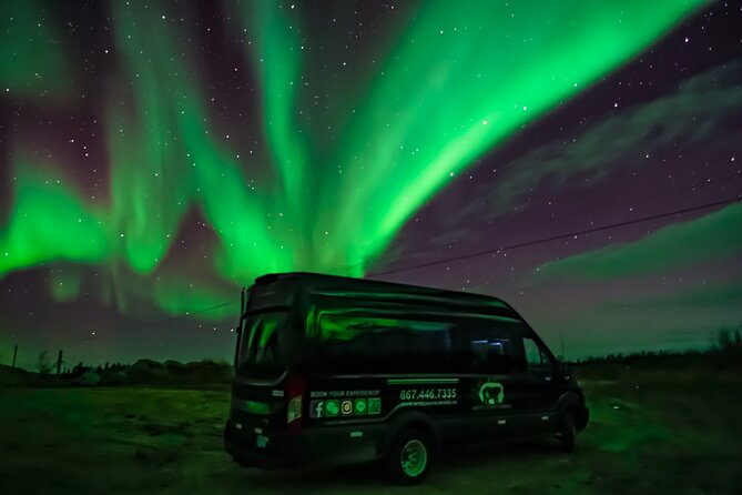 Yellowknife Private Northern Lights Tour with Transportation - Guide Style, Communication, and What You’ll Experience at Night
