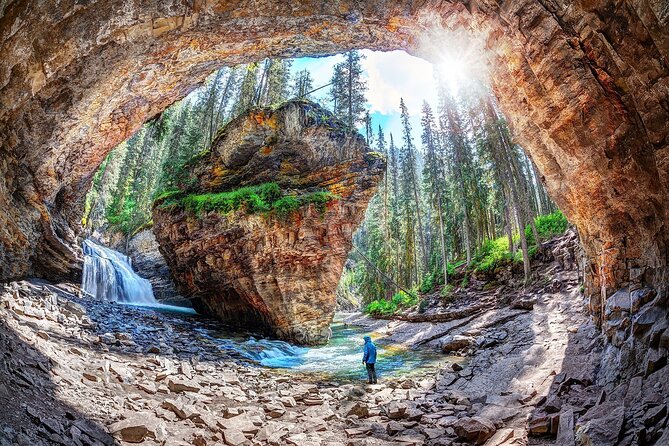 Yoho, Banff National Park, Okanagan Lake 4-Day Tour from VR - Day 1: Okanagan Lake Wine Country and Kalamalka Lake Color