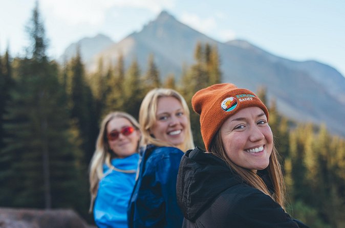 Yoho National Park: Emerald Lake and Takakkaw Falls - Guided pacing: what Brooke and Cam’s reviews suggest